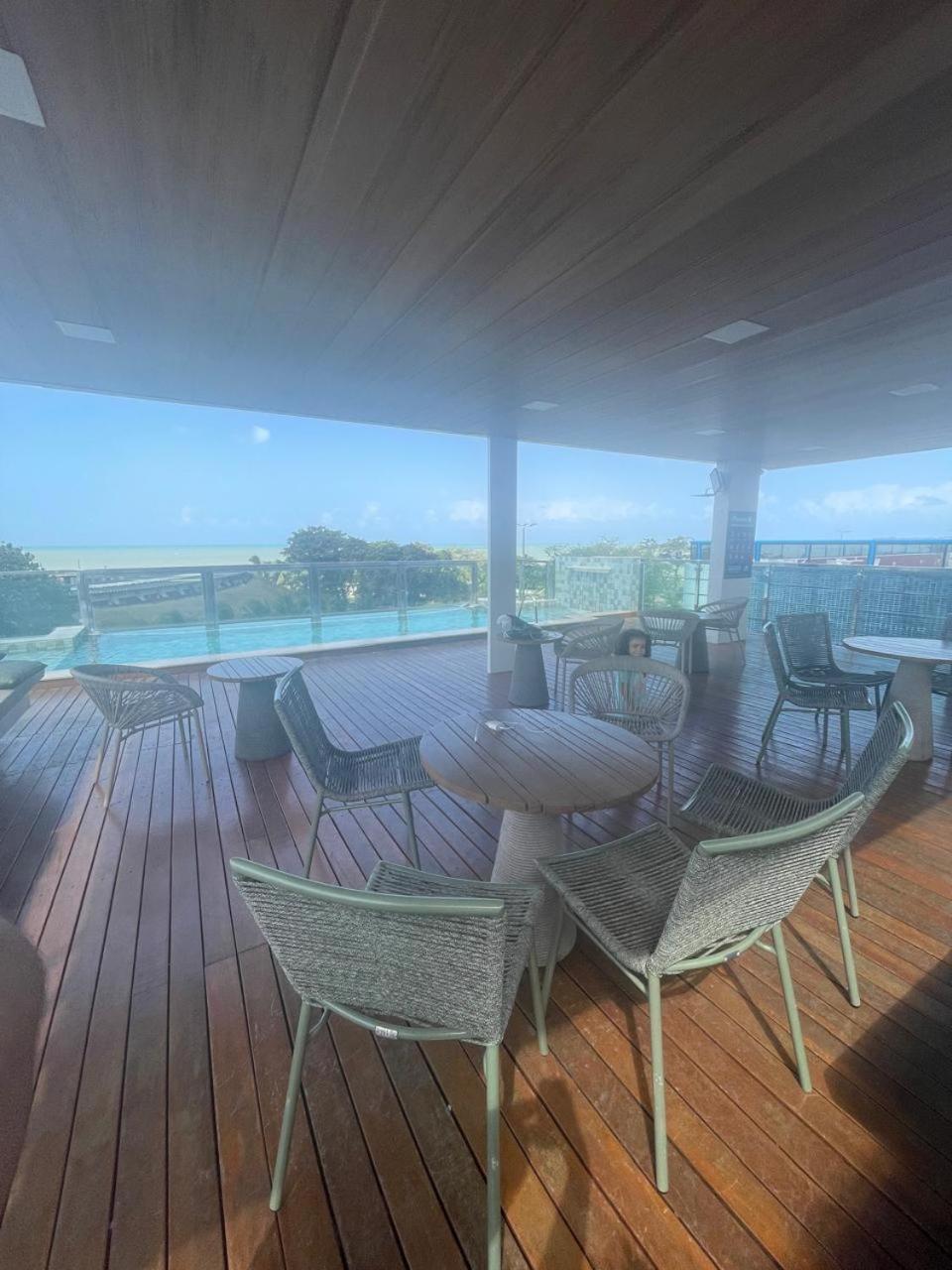 Israel Tambau- Apto Luxuoso- Em Frente Ao Mar Com Varanda โจเอาเปสโซอา ภายนอก รูปภาพ