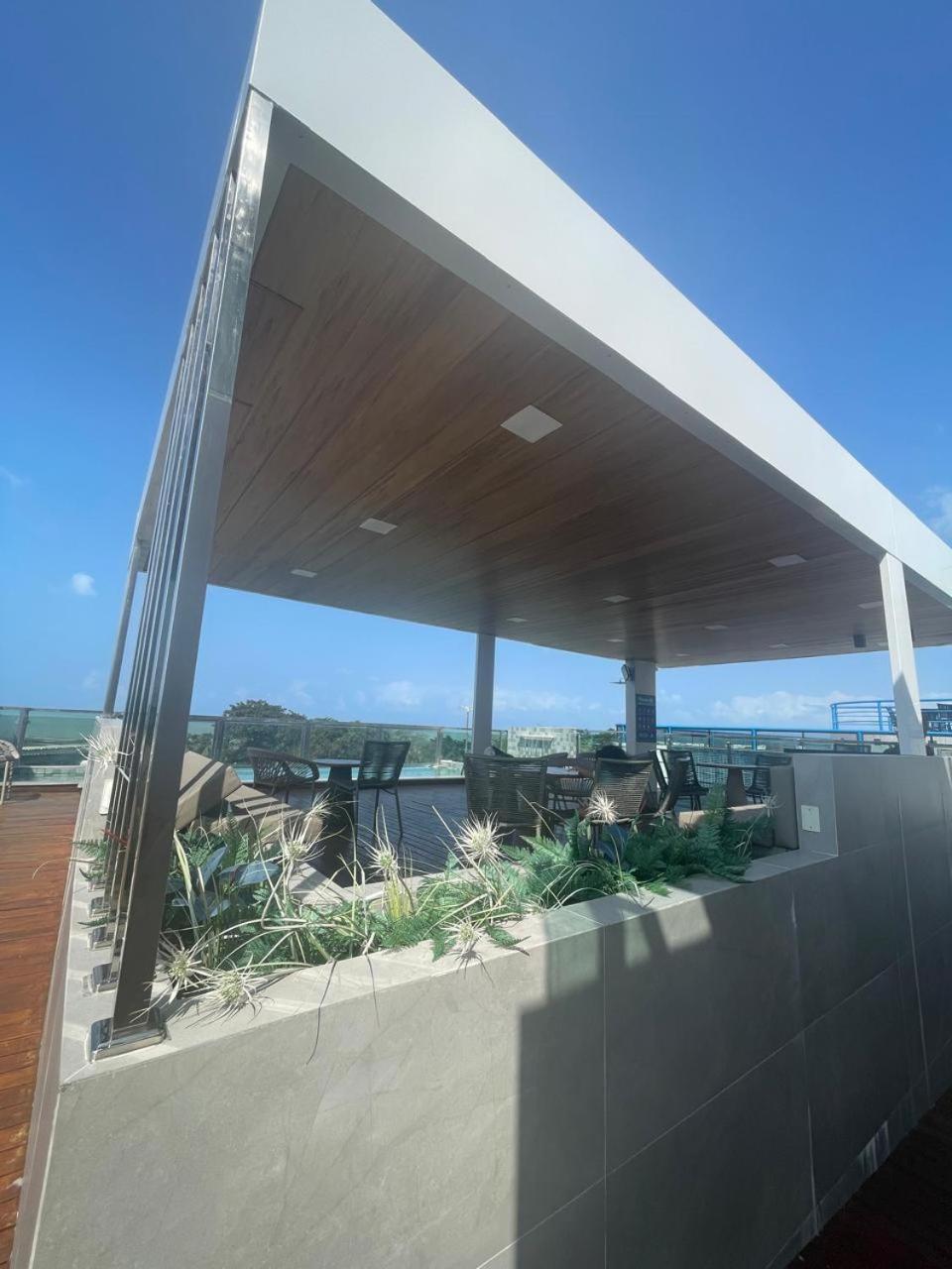 Israel Tambau- Apto Luxuoso- Em Frente Ao Mar Com Varanda โจเอาเปสโซอา ภายนอก รูปภาพ
